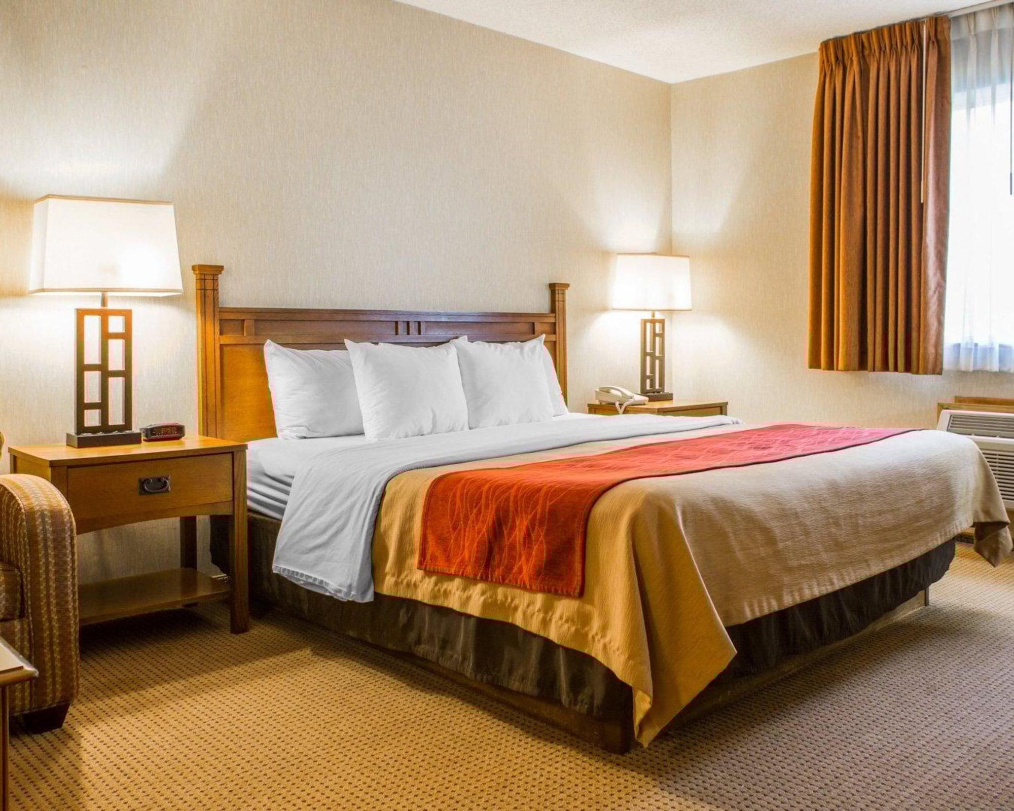 Quality Inn Айронвуд Экстерьер фото