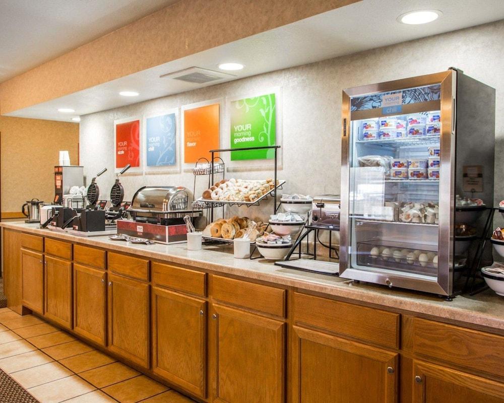 Quality Inn Айронвуд Экстерьер фото
