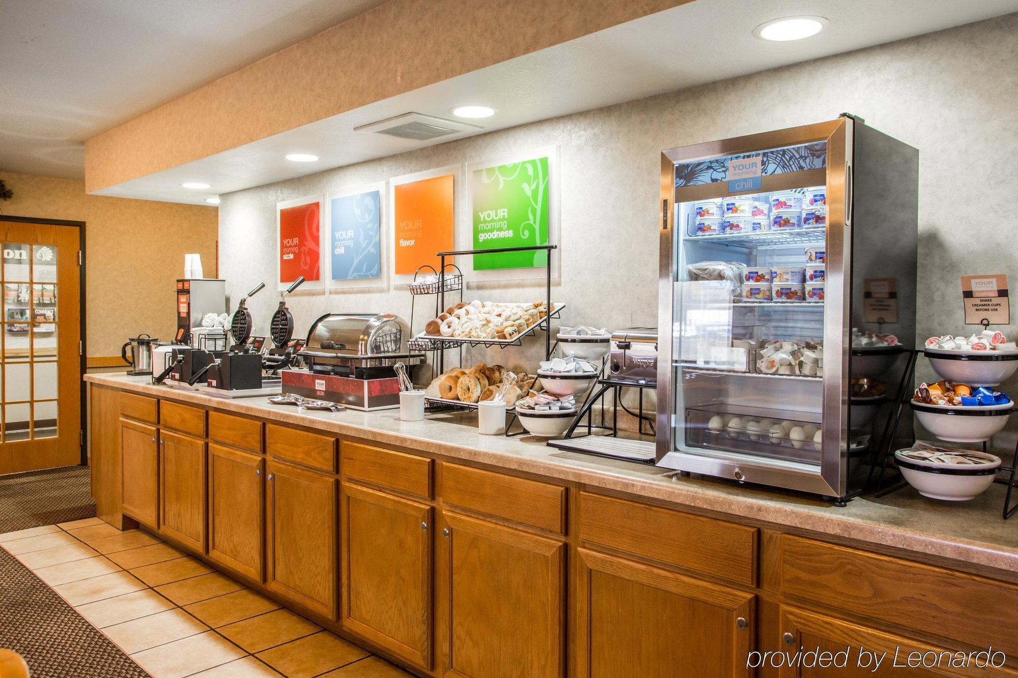 Quality Inn Айронвуд Экстерьер фото