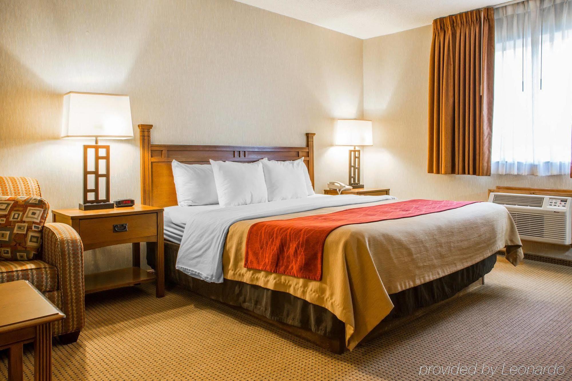 Quality Inn Айронвуд Экстерьер фото