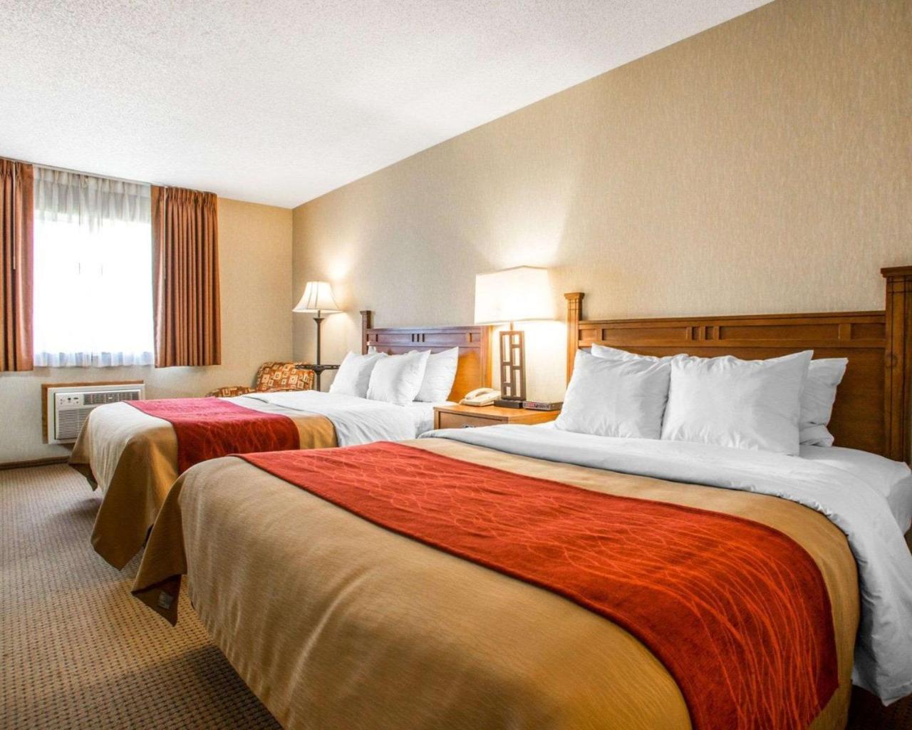 Quality Inn Айронвуд Экстерьер фото